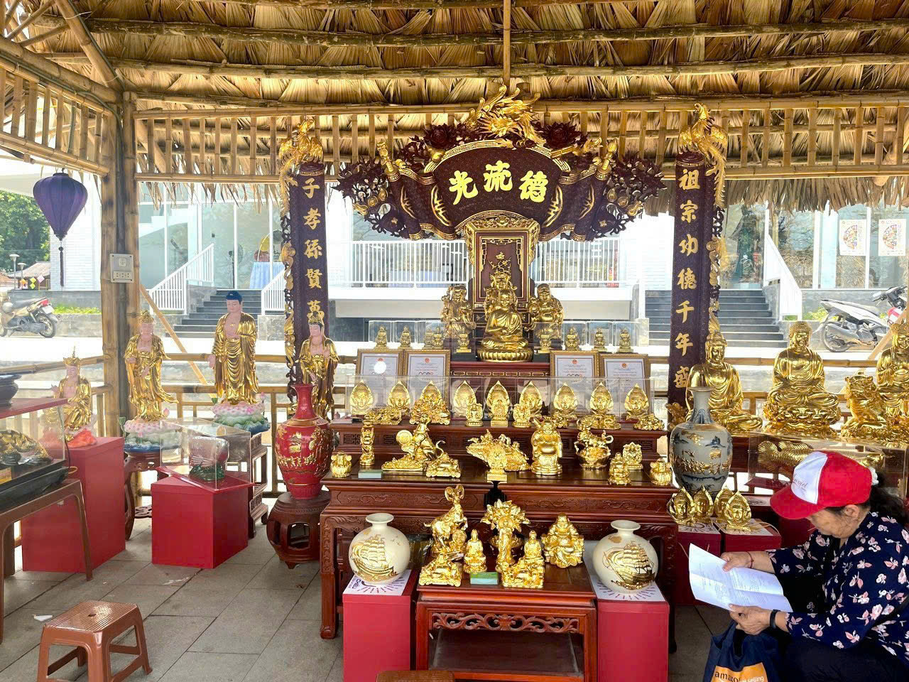 Dịch vụ dát vàng sài gòn